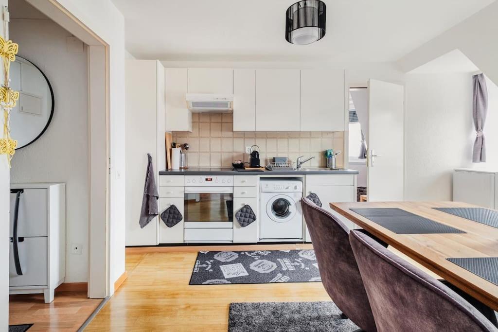 Charmante Wohnung An Beliebter, Urbaner Lage Zurich Exterior photo